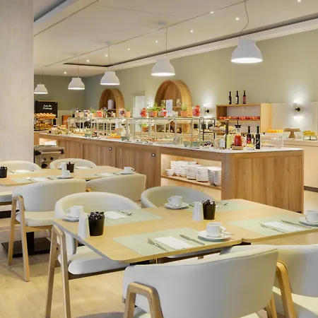 Szálloda Barceló Newa 4*