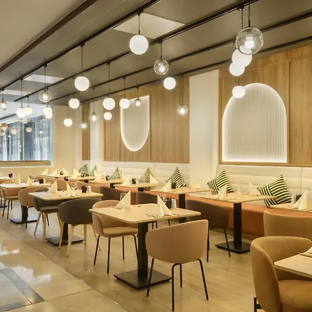 Szálloda Barceló Newa 4*